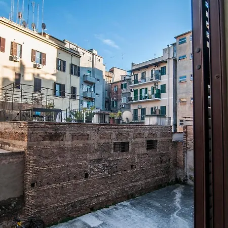 Via Pesaro - 2 Lejlighed Rom